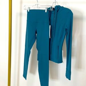 Lululemon SET Hooded Define Jacket *Nulu
Desert Teal & Align HR 25” Leggings